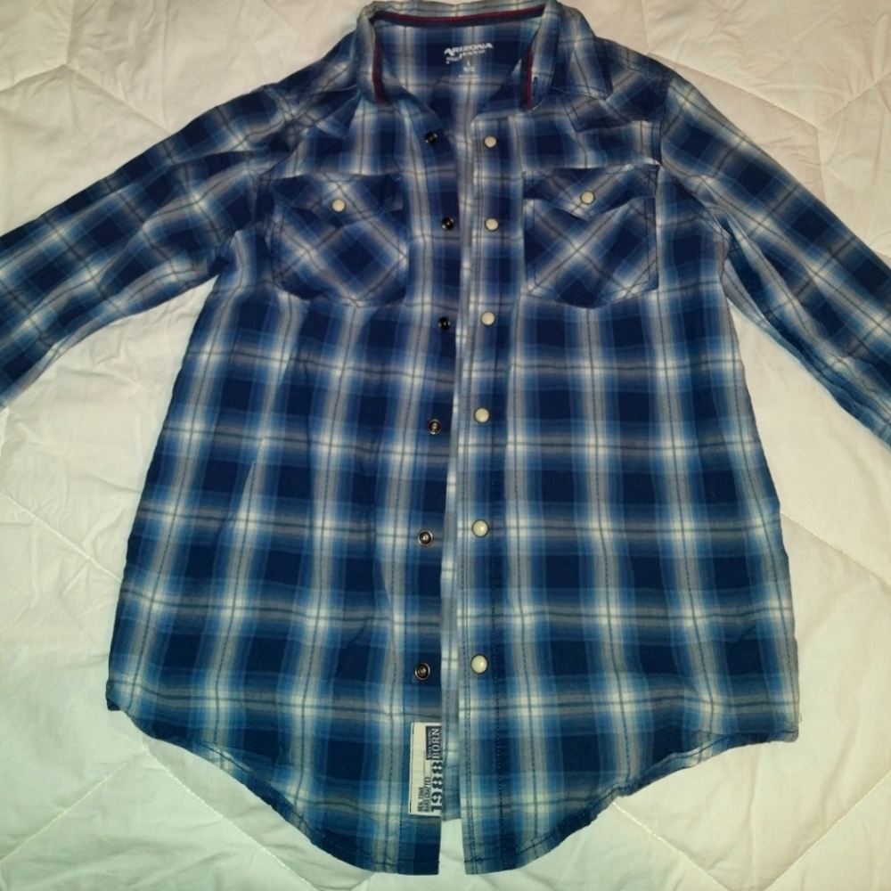 I am selling a button down Arizona Jean brand shirt. Size L 10/12 youth
